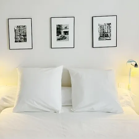 Apartment Rue Des Ecoles Paris