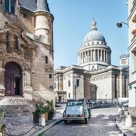 Rue Des Ecoles Apartment